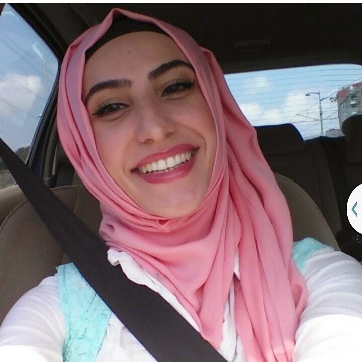 Suriyeli Dul İle Arabada Amatörce Sex Sex Filmi izle